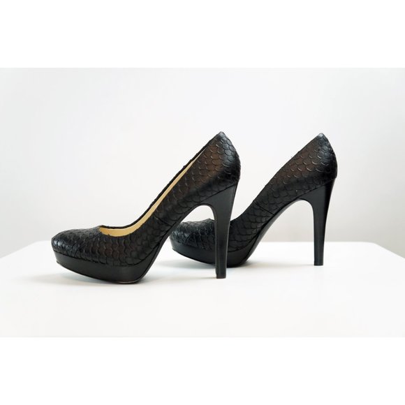 Calvin Klein Pumps, Platform, Textured - Picture 2 of 7